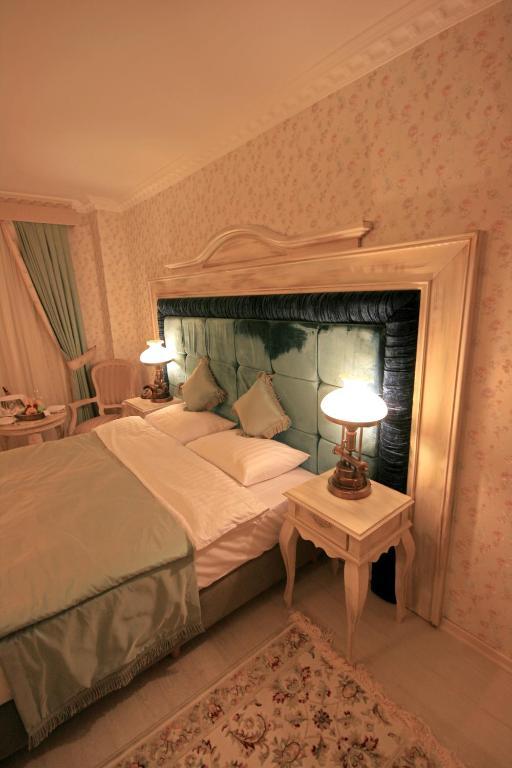 Trilyali Butik Hotel Tirilye Номер фото